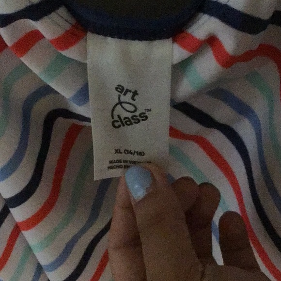 Art Class one-piece bathing suit. - Picture 4 of 5